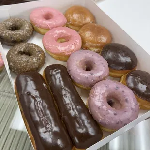 donuts, dough desserts, food