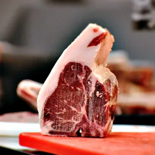 DOMESTIC LAMB LOIN CHOP