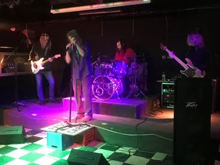 Mug Shotz Bar & Grill