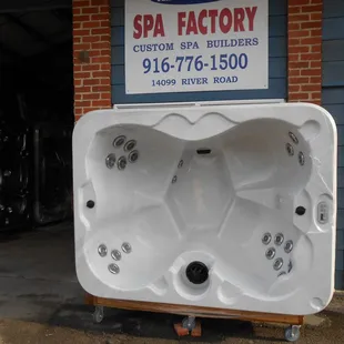 5x7 four seater, 2 deep seats and 2 shallower seats,