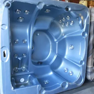 7x7 lounger, seating for up to 6 people