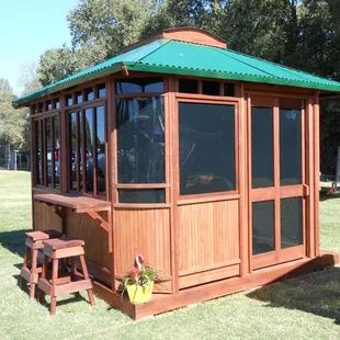 11x11 azebo with deck