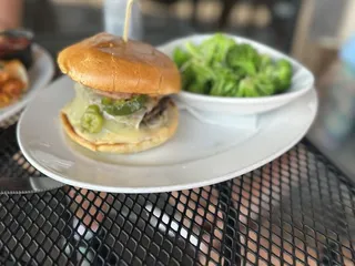 T.J. Hooligans Pub & Grub