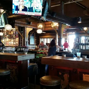 sushi and sashimi, interior