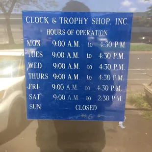 Store hours