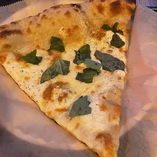 Stevie&apos;s Famous: White pizza, ricotta is kinda lemon-y