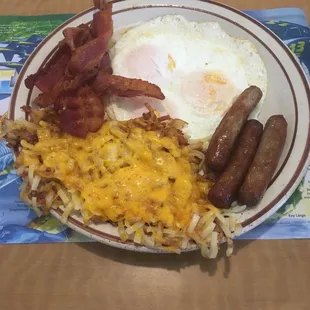 Paul Bunyan: 3 eggs, 3 sausage, 3 bacon, hash browns (I added onion and cheese), and biscuits and gravy (next photo)