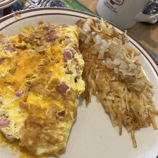 Ham and cheese omelette and hash browns
