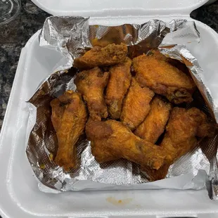 Medium 10 Wings Bone In - medium sauce