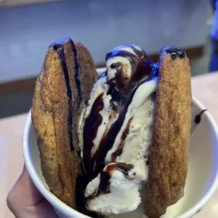 Ice cream cookie sandwich