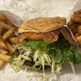 Sweet Rain Burger, French Fries, Curly Fries