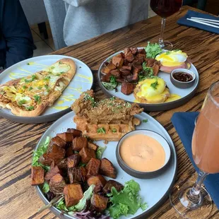 Smoked Salmon Benedict