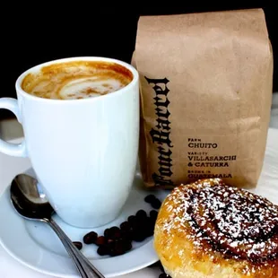 Cloud Bistro proudly serves Four Barrel and De La Paz Coffee