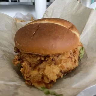 Hot Mamamia Chicken Sandwich