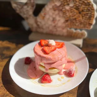Strawberry soufflé pancake