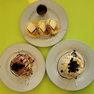 (left to right) Chocolate souffle with oreos, original souffle, and the brown sugar with boba souffle