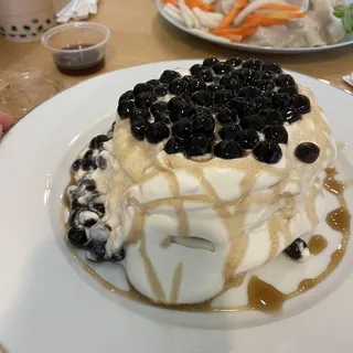 Salted Cream Cheese with Macadamia Nut