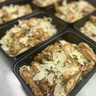 Lemon Basil Linguine w/ Grilled Chicken