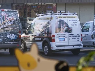 Yellow Dog Signs & Graphics