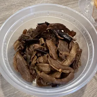 Fried Wild Boletus 油炸野生牛肝菌