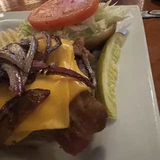 Traditional Burger