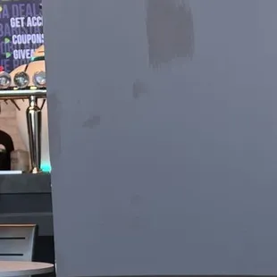 These are the two who decided NO REFUND.   Sad, Vegas local here, DONT COME HERE!!