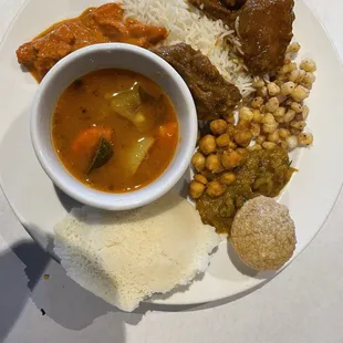 Nan, Chana masala, tandoori chicken, rice, chicken tikka masala