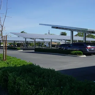 Free covered parking on 4th Street