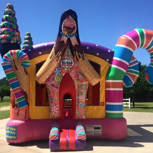 What a fun bounce house
