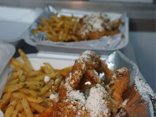 Wings n Tails Food Truck