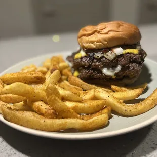 Cajun fries to perfection.