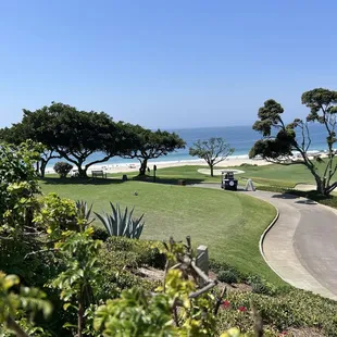 Walk down to the beach from Club 19