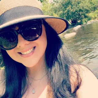 Elvia B.