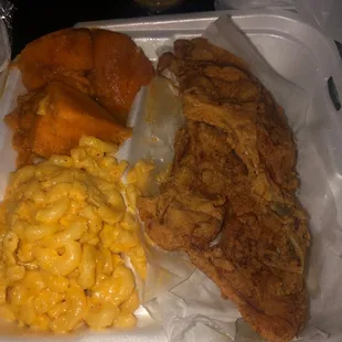 Mac, yams, and turkey chops