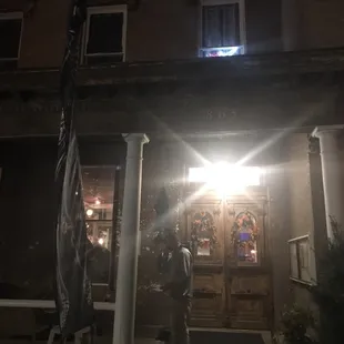 Cool place. Comfy as cozy! Was pleasantly surprised that there was kereokee! Sp?