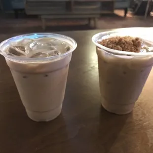 Caramel iced latte & Biscoffee iced latte! Both with oat milk and absolutely refreshing!