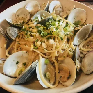 Linguine With Fresh Manila Clams