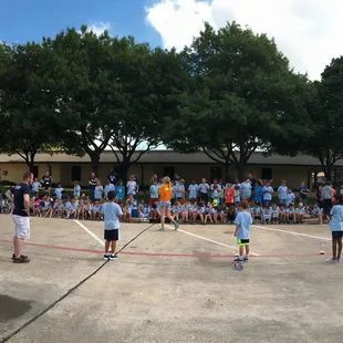 Summer camp morning demos at Club SciKidz Dallas