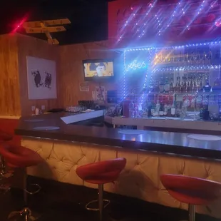 sushi and sashimi, interior