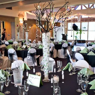 Clubhouse at Paradise Valley Weddings (Photo By Mariea Rummel Photography)
