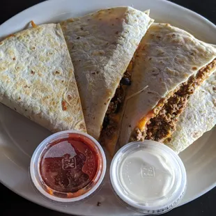 Ground beef quesadilla for $8 (hh).