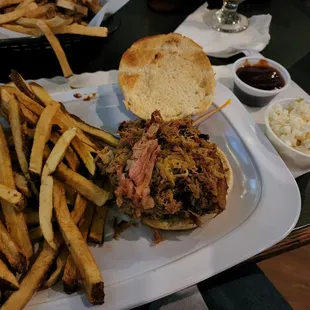 Clubhouse Bar and Grill
