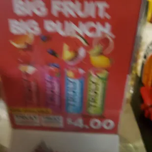 the fruit on the shelf