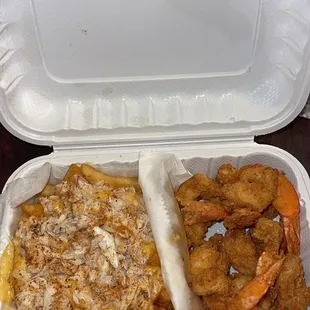 Crab fries and 1/2 dozen fried shrimp