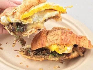 Downtown 3rd Farmers Market