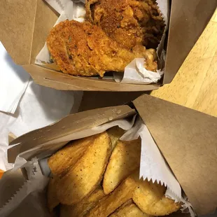 Potato Wedges 2 Pcs Spicy Chicken (1 Pc Drumsticks and a thigh)