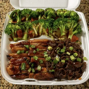 chicken, broccoli, and carrots