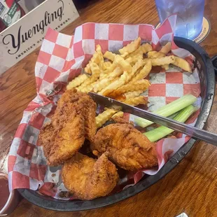 bbq wings, poultry, chicken wings, bbq chicken, fried chicken wings, food, chicken, chicken wings and fried chicken, fried chicken