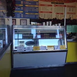 No tables. Just take out. Fry when you order. Have a choice of 4 types of fish.