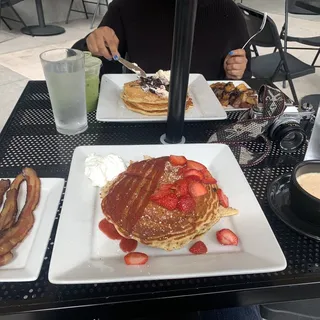 STRAWBERRY Pancakes